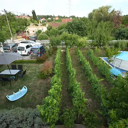 Kod Kapetana Apartment *