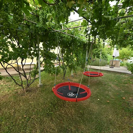 Kod Kapetana Apartment *